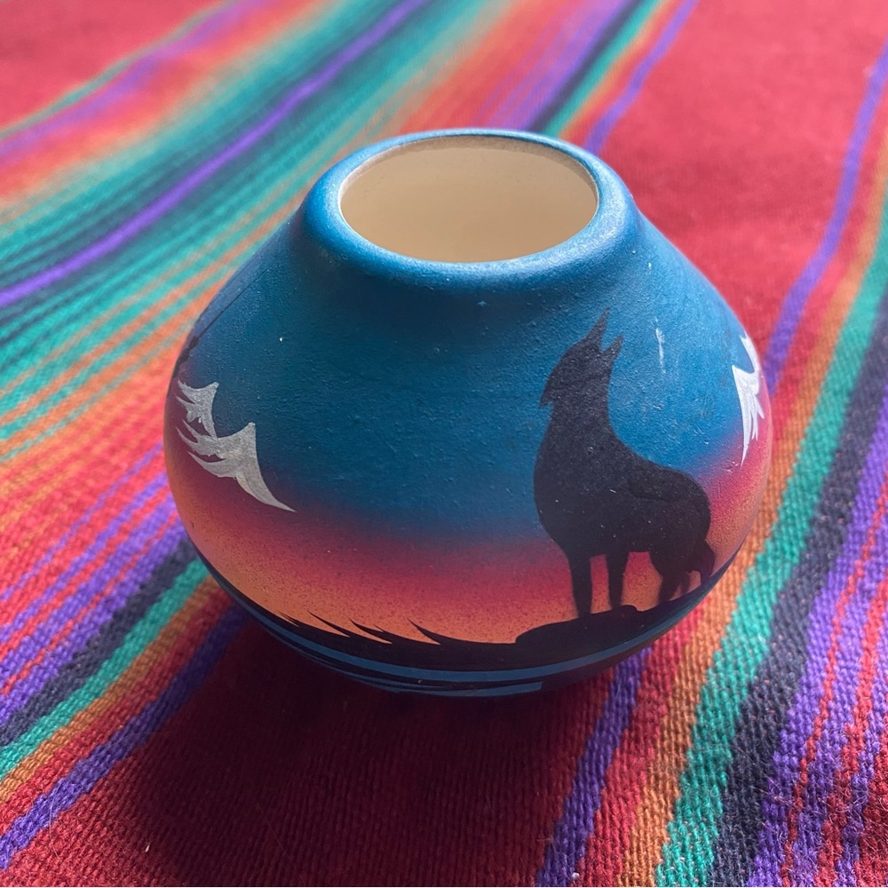 VTG Native Little Dinah Pottery Vase. Artisan made. Hand painted. 3” x 3 1/2”